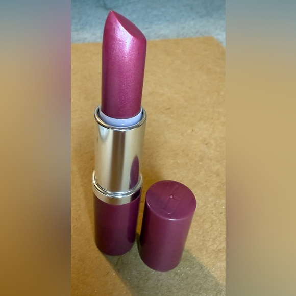 NWOB Clinique Love Pop Lipstick - Picture 2 of 5